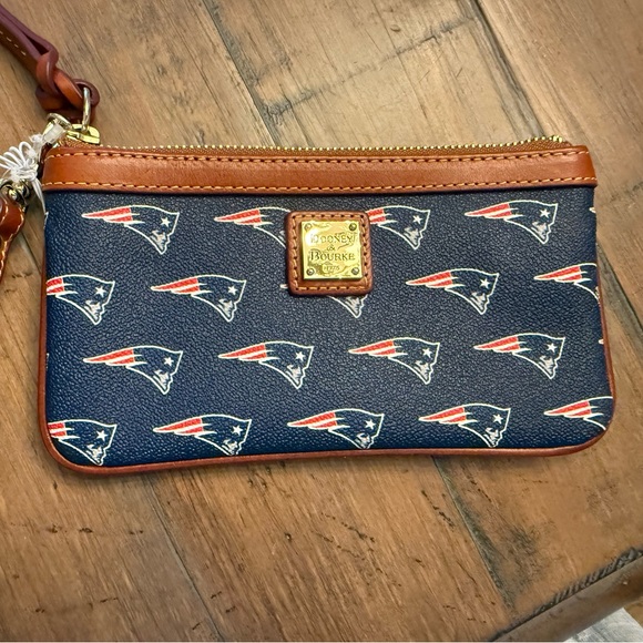 Dooney & Bourke Accessories - Dooney & Bourke Patriot Pebbled Leather Wristlet.  Excellent Condition.